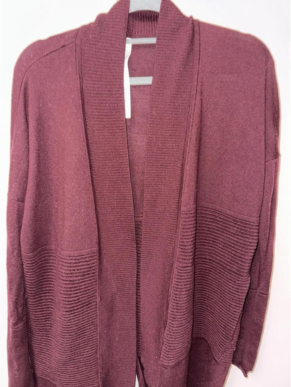 Lululemon womens Lotus merino wool red Cardigan Sweater 4 Split Back warm winter